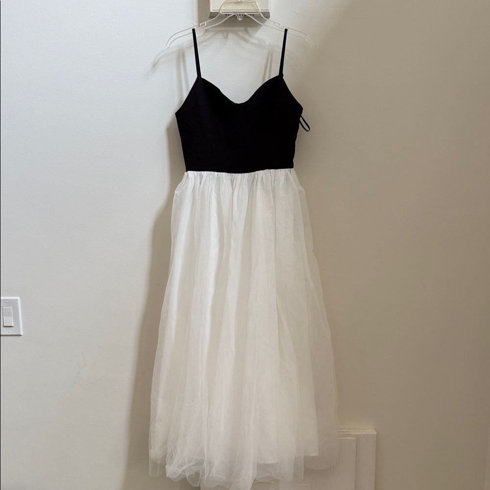 Elegant Black and White Womens Dress